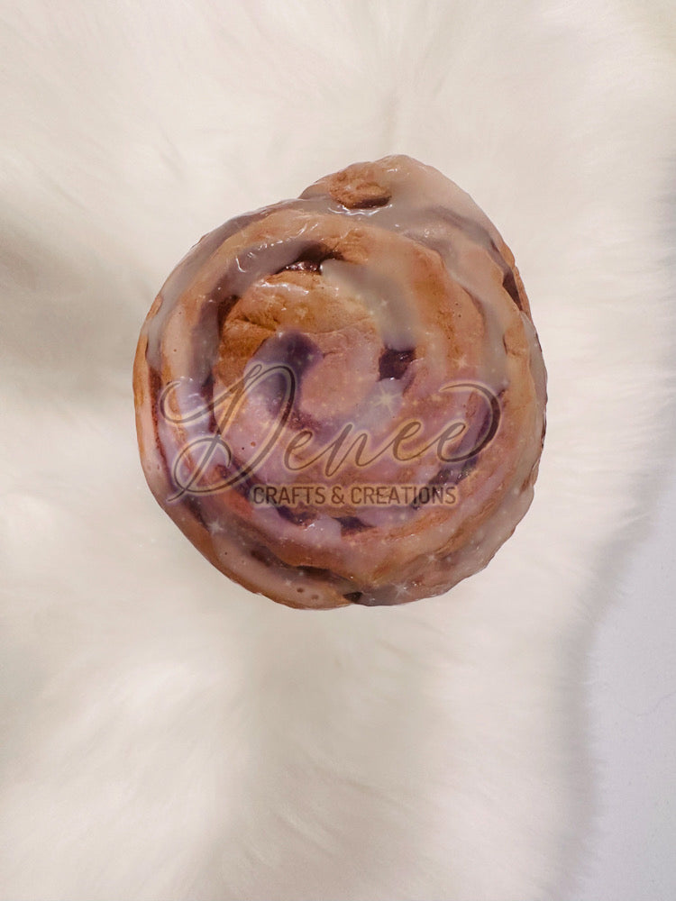 Cinnamon Rolls tumbler with Bun lid