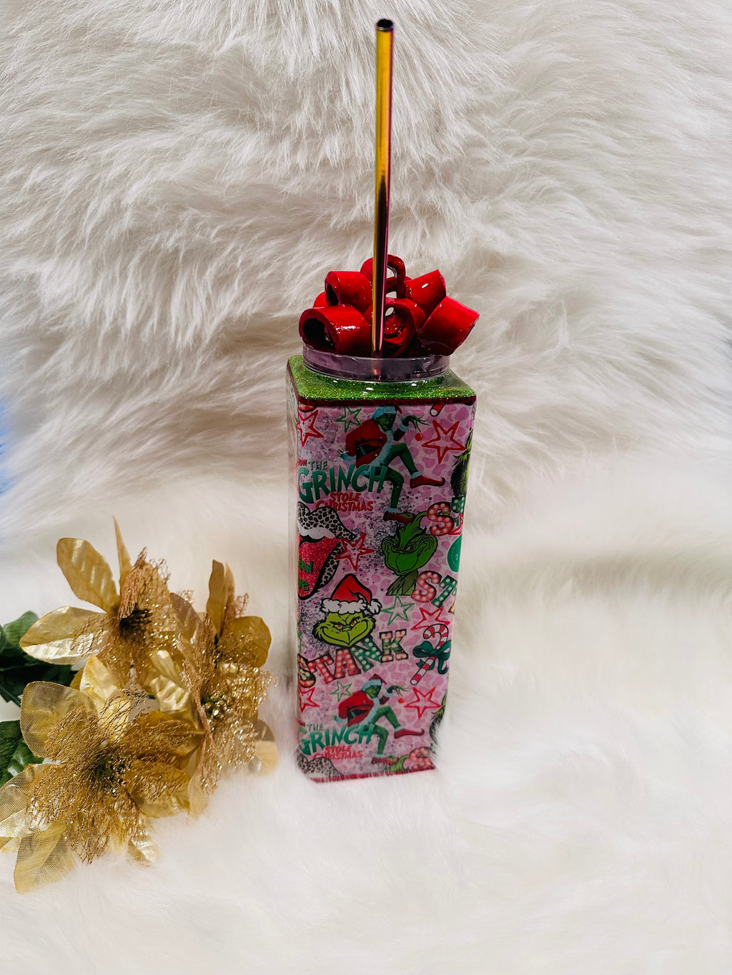“Grinch’s Holiday Glee: A Sparkling 3D Christmas Tumblr”