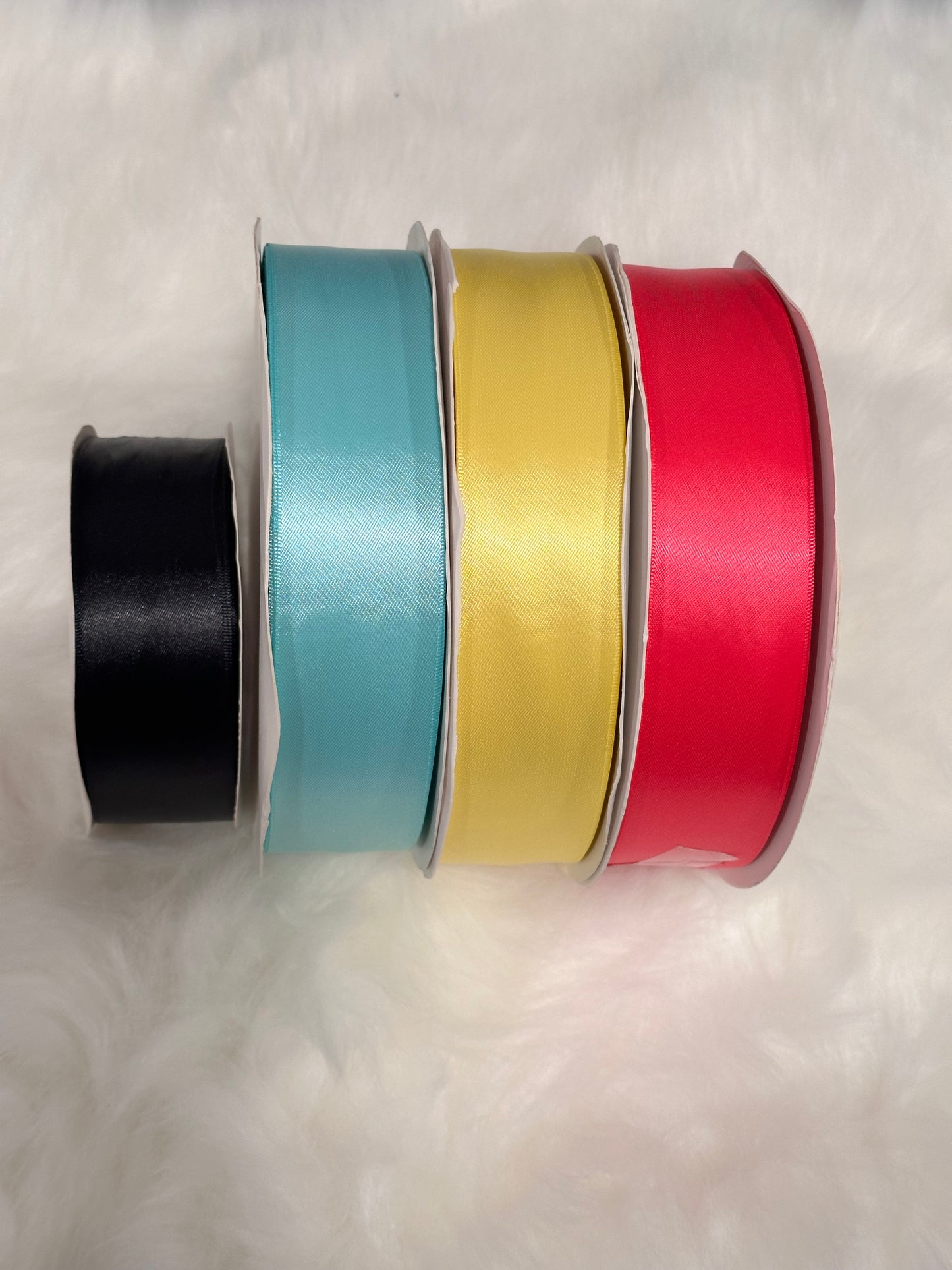 Double sided satin ribbon