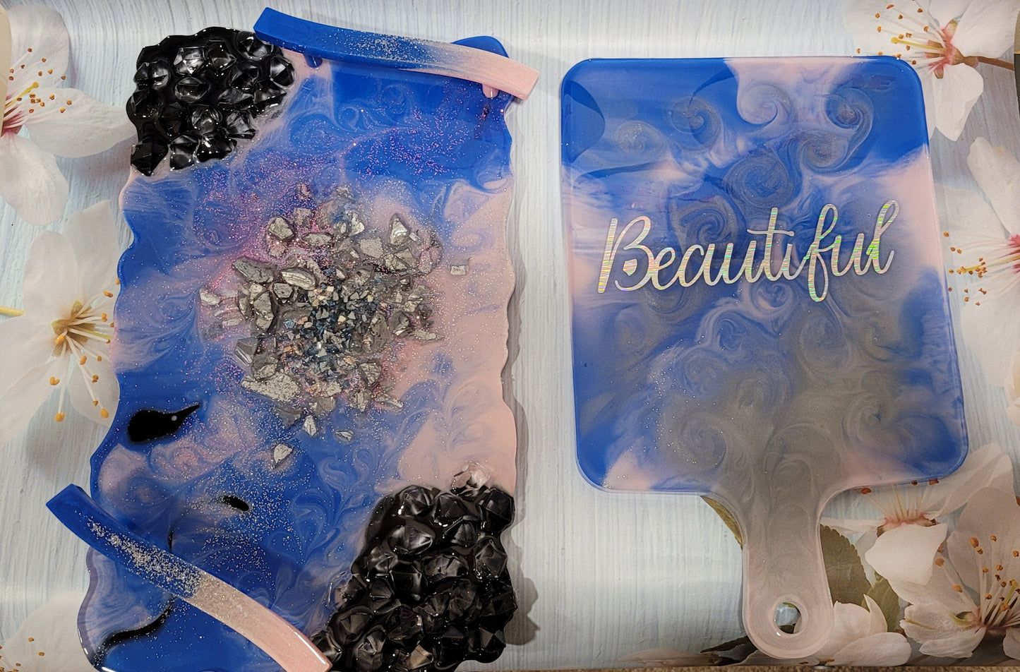 Beautiful resin art serving tray and Cutting Board